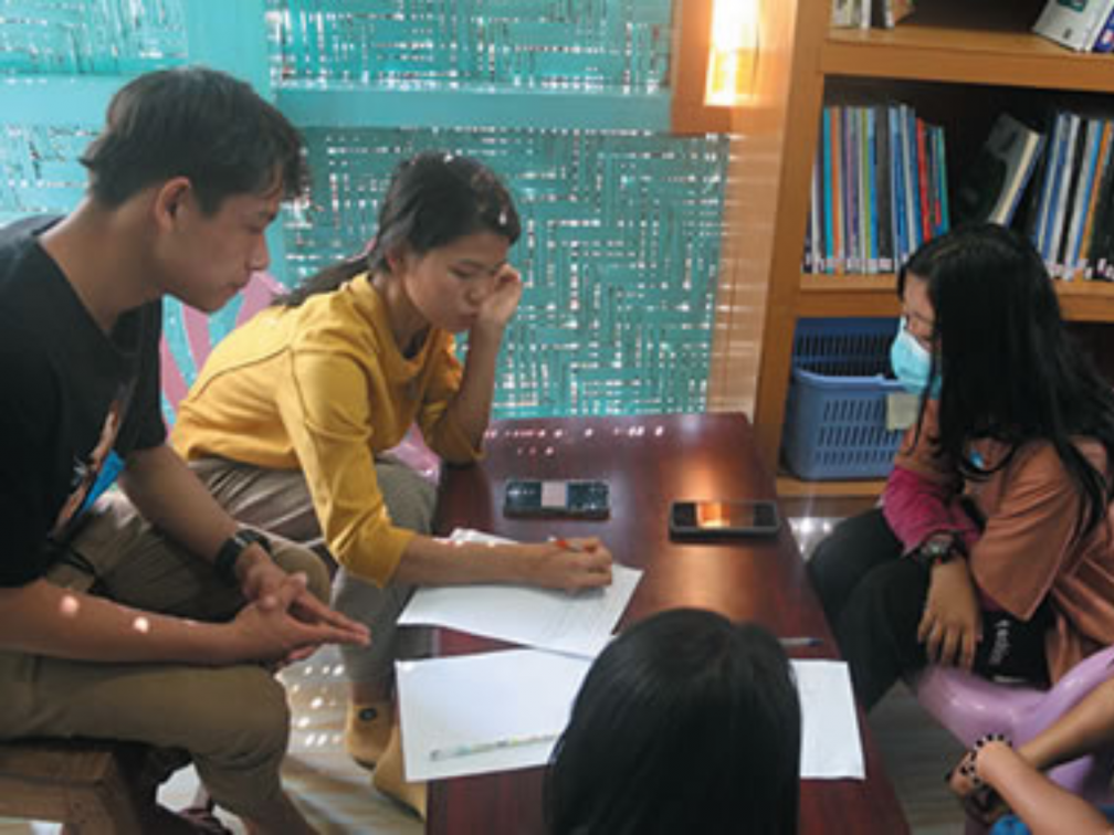 Students at the Learning Resources Centre
