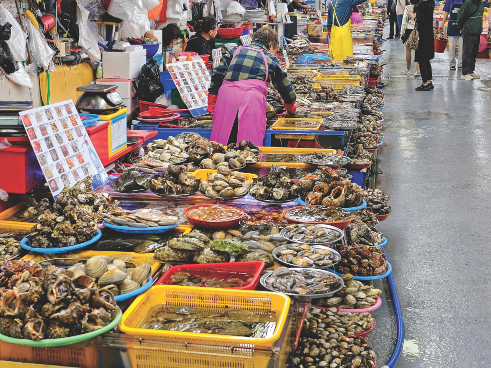 The fish market in Busan