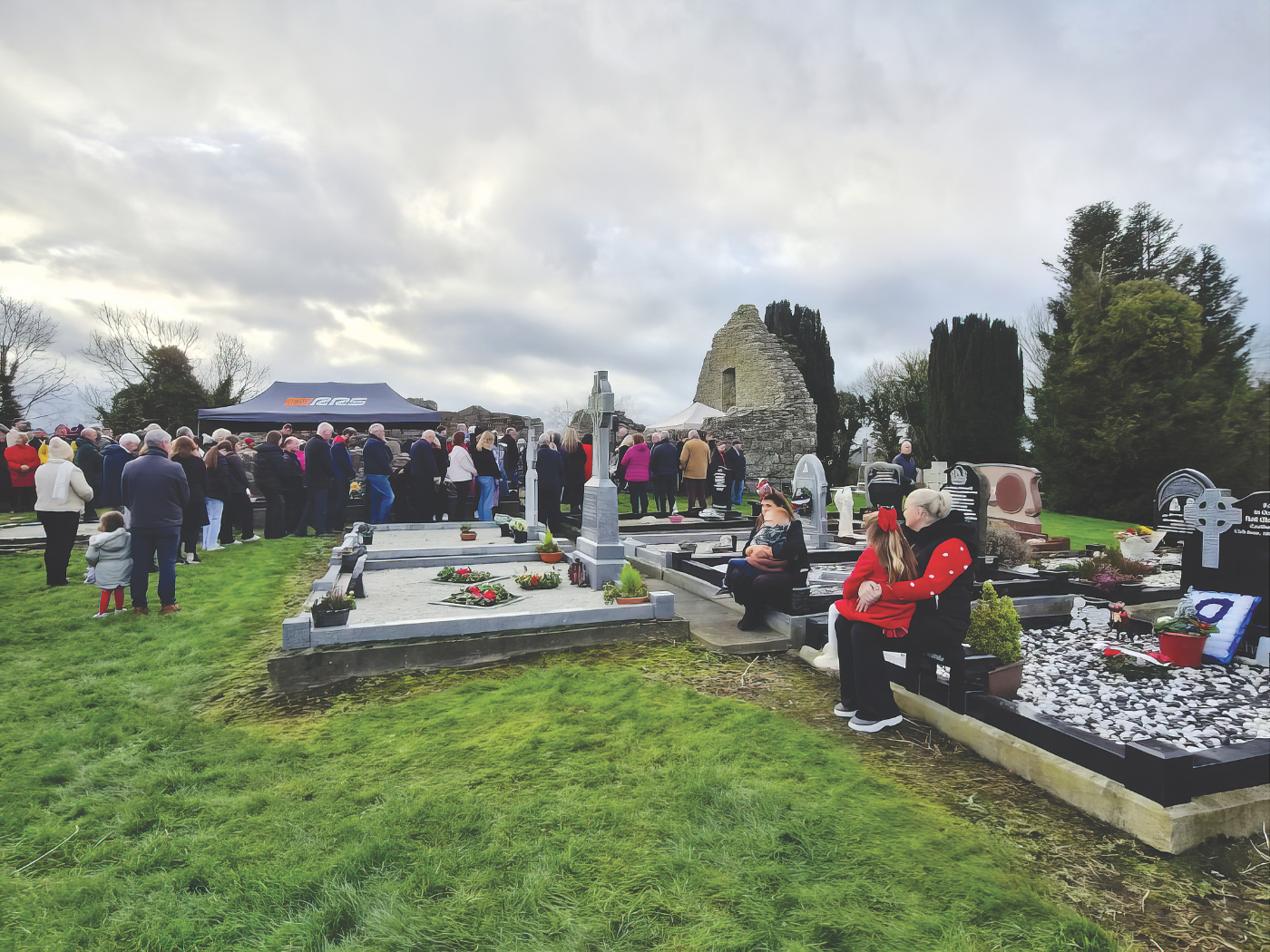 Faith of our Fathers: In the shadow of the Slieve Bloom mountains local people gathered on Christmas morning to celebrate Mass and remember the ‘Killoughey Martyrs’. All images courtesy of the Tullamore Tribune and Odran Condron